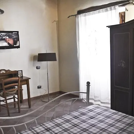 B&B Casa De Ajala - De Charme In Antica Dimora Totalmente Ristrutturata E Dotata Di Tutti I Confort Bagni Privati Spazio Living Patio Esterno Ambienti Climatizzati Degustazioni Prodotti Locali