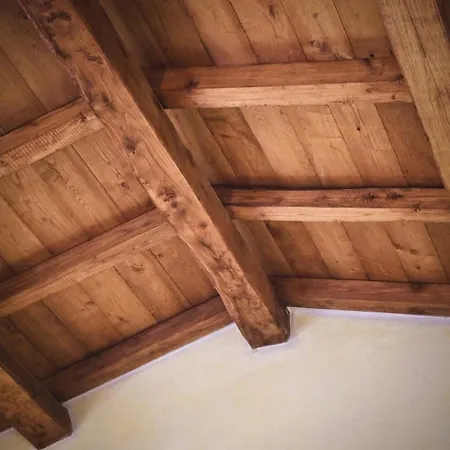 Casa De Ajala - De Charme In Antica Dimora Totalmente Ristrutturata E Dotata Di Tutti I Confort Bagni Privati Spazio Living Patio Esterno Ambienti Climatizzati Degustazioni Prodotti Locali Làconi