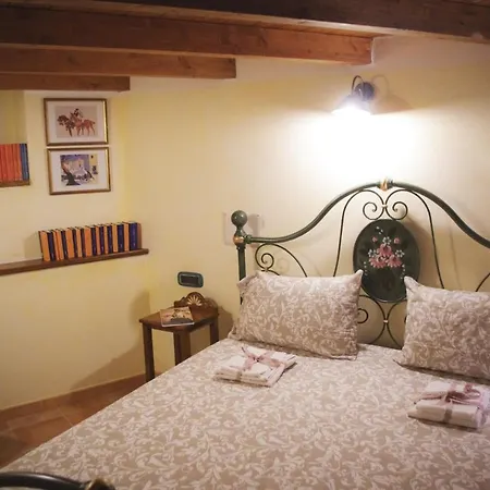 Casa De Ajala - De Charme In Antica Dimora Totalmente Ristrutturata E Dotata Di Tutti I Confort Bagni Privati Spazio Living Patio Esterno Ambienti Climatizzati Degustazioni Prodotti Locali