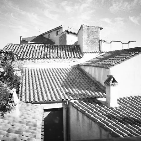 Casa De Ajala - De Charme In Antica Dimora Totalmente Ristrutturata E Dotata Di Tutti I Confort Bagni Privati Spazio Living Patio Esterno Ambienti Climatizzati Degustazioni Prodotti Locali * Làconi