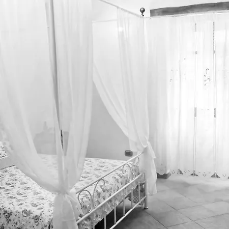 Casa De Ajala - De Charme In Antica Dimora Totalmente Ristrutturata E Dotata Di Tutti I Confort Bagni Privati Spazio Living Patio Esterno Ambienti Climatizzati Degustazioni Prodotti Locali