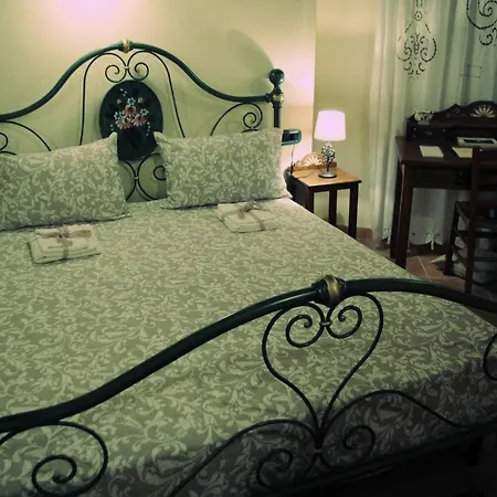 Bed & Breakfast Casa De Ajala - De Charme In Antica Dimora Totalmente Ristrutturata E Dotata Di Tutti I Confort Bagni Privati Spazio Living Patio Esterno Ambienti Climatizzati Degustazioni Prodotti Locali 4*