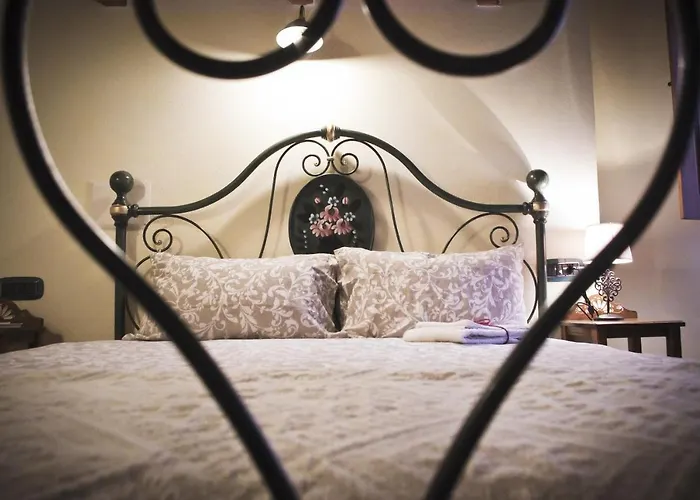 Casa De Ajala - De Charme In Antica Dimora Totalmente Ristrutturata E Dotata Di Tutti I Confort Bagni Privati Spazio Living Patio Esterno Ambienti Climatizzati Degustazioni Prodotti Locali