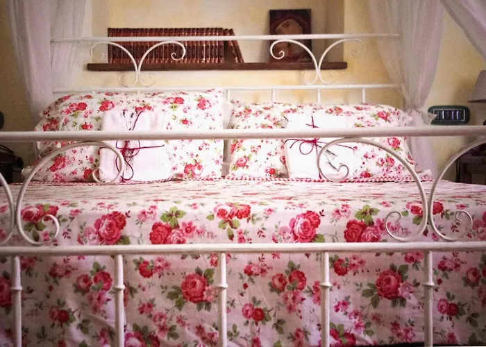 Bed & Breakfast Casa De Ajala - De Charme In Antica Dimora Totalmente Ristrutturata E Dotata Di Tutti I Confort Bagni Privati Spazio Living Patio Esterno Ambienti Climatizzati Degustazioni Prodotti Locali 4*