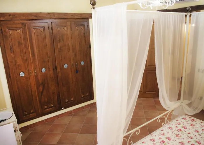 Casa De Ajala - De Charme In Antica Dimora Totalmente Ristrutturata E Dotata Di Tutti I Confort Bagni Privati Spazio Living Patio Esterno Ambienti Climatizzati Degustazioni Prodotti Locali Bed & Breakfast Làconi