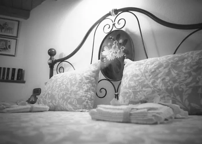 Bed & Breakfast Casa De Ajala - De Charme In Antica Dimora Totalmente Ristrutturata E Dotata Di Tutti I Confort Bagni Privati Spazio Living Patio Esterno Ambienti Climatizzati Degustazioni Prodotti Locali