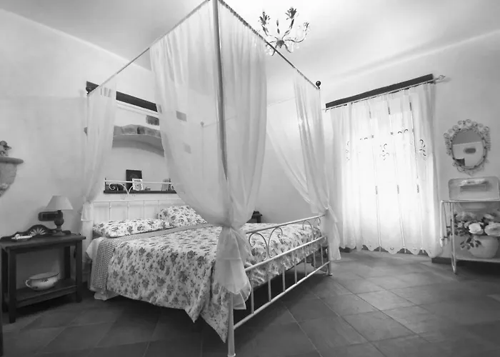 Casa De Ajala - De Charme In Antica Dimora Totalmente Ristrutturata E Dotata Di Tutti I Confort Bagni Privati Spazio Living Patio Esterno Ambienti Climatizzati Degustazioni Prodotti Locali Bed & Breakfast 4*