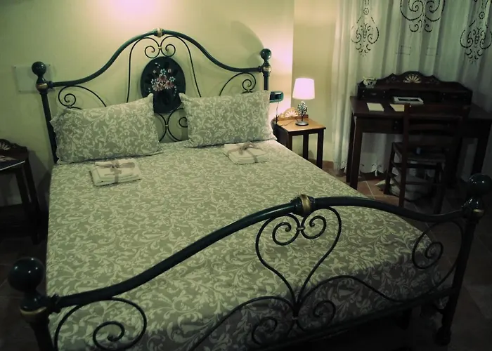 Bed & Breakfast Casa De Ajala - De Charme In Antica Dimora Totalmente Ristrutturata E Dotata Di Tutti I Confort Bagni Privati Spazio Living Patio Esterno Ambienti Climatizzati Degustazioni Prodotti Locali 4*