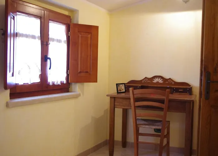 Bed & Breakfast Casa De Ajala - De Charme In Antica Dimora Totalmente Ristrutturata E Dotata Di Tutti I Confort Bagni Privati Spazio Living Patio Esterno Ambienti Climatizzati Degustazioni Prodotti Locali Làconi