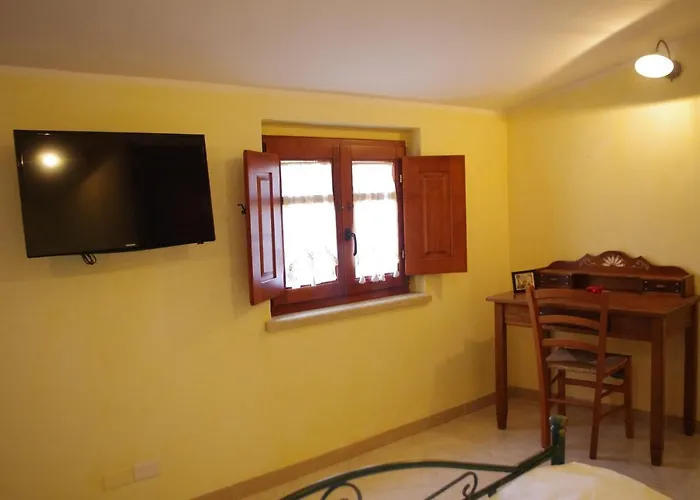 Casa De Ajala - De Charme In Antica Dimora Totalmente Ristrutturata E Dotata Di Tutti I Confort Bagni Privati Spazio Living Patio Esterno Ambienti Climatizzati Degustazioni Prodotti Locali Bed & Breakfast